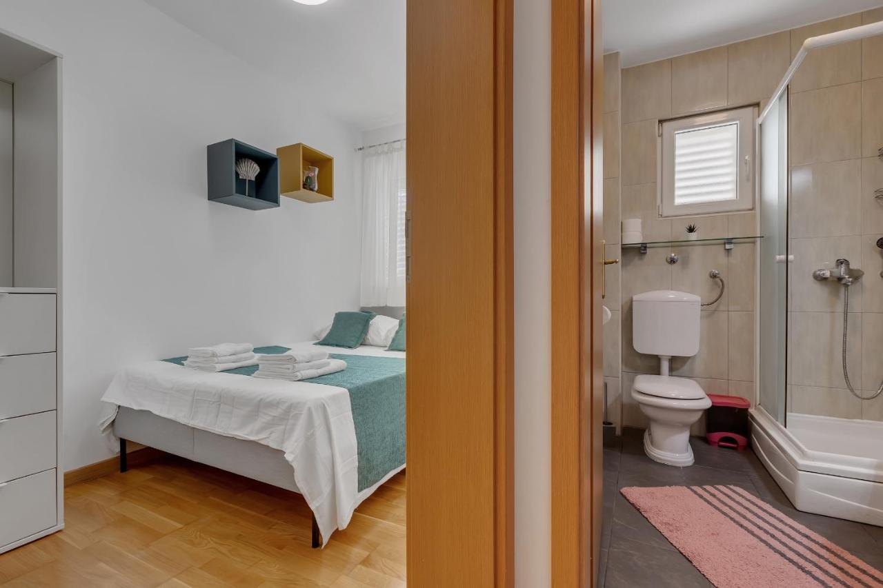 מאקרסקה Apartment Pine Fine With Free Parking מראה חיצוני תמונה
