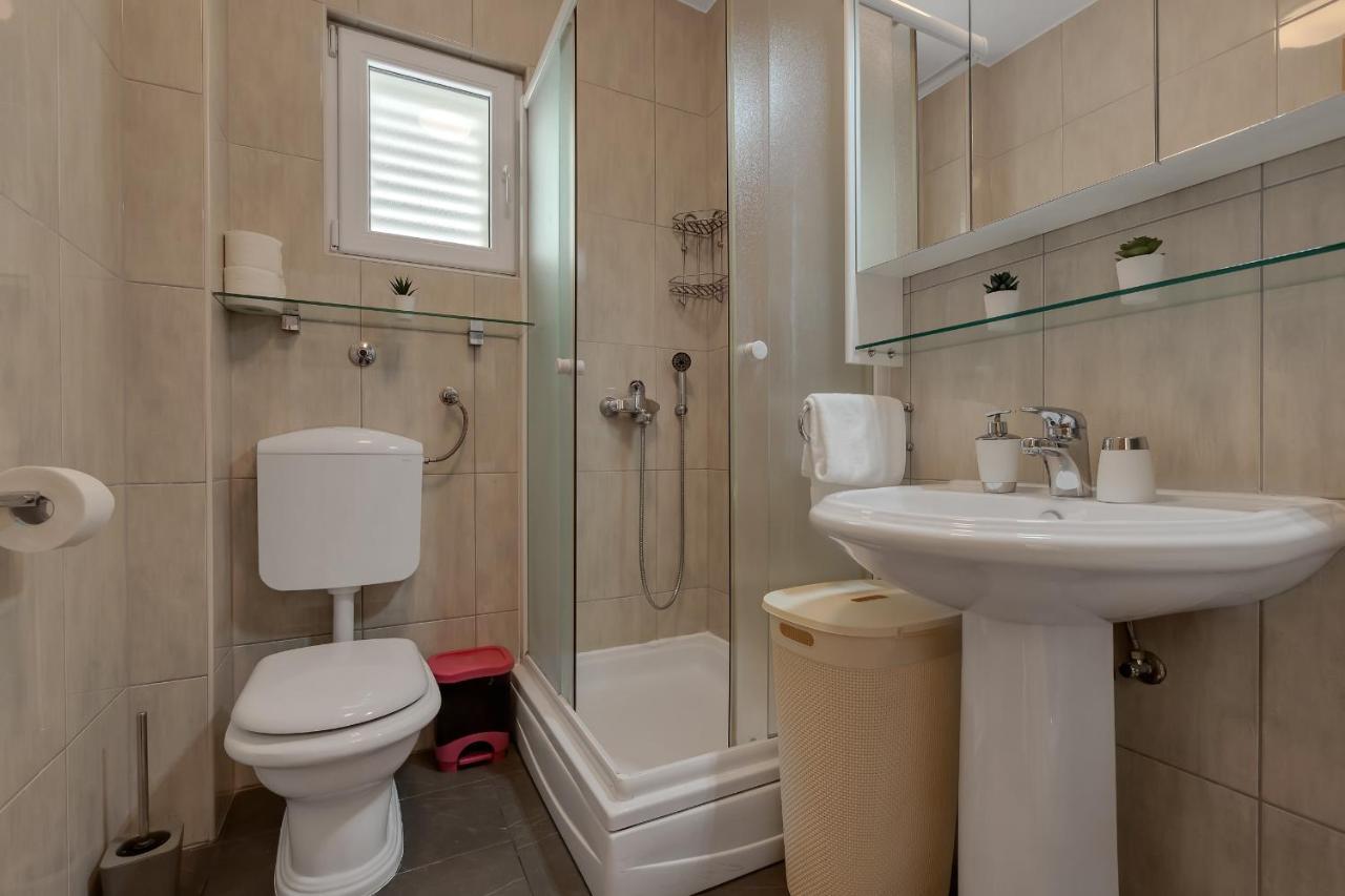 מאקרסקה Apartment Pine Fine With Free Parking מראה חיצוני תמונה